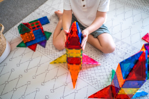 Learn & Grow Toys - Magnetic Tiles - Base Pack (64 Piece)
