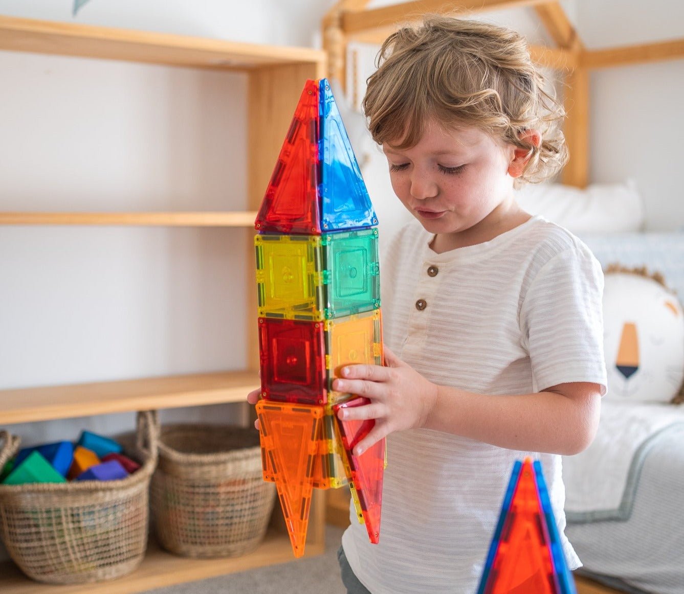 Learn & Grow Toys - Magnetic Tiles - Base Pack (64 Piece)