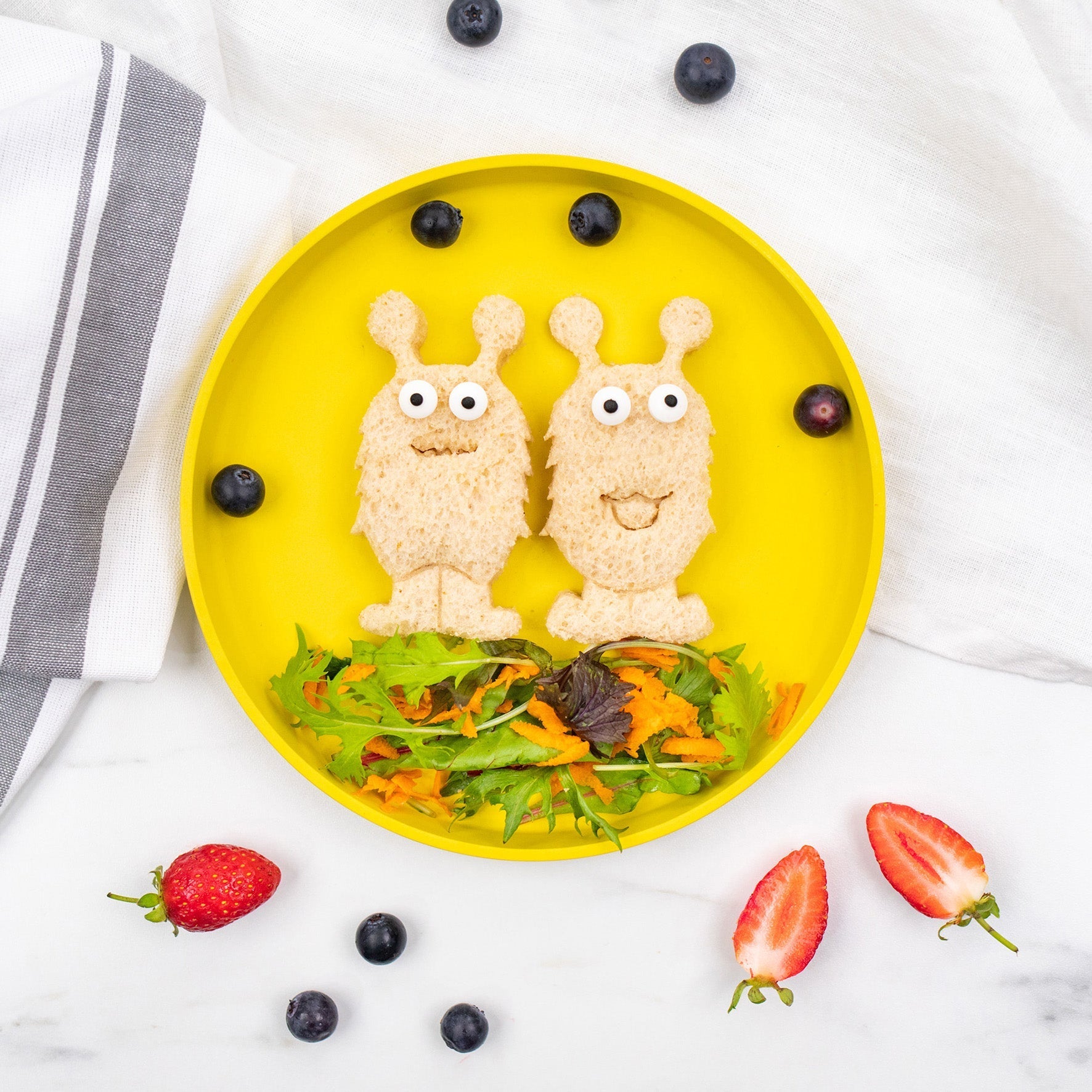 Lunch Punch Sandwich Cutters - Space