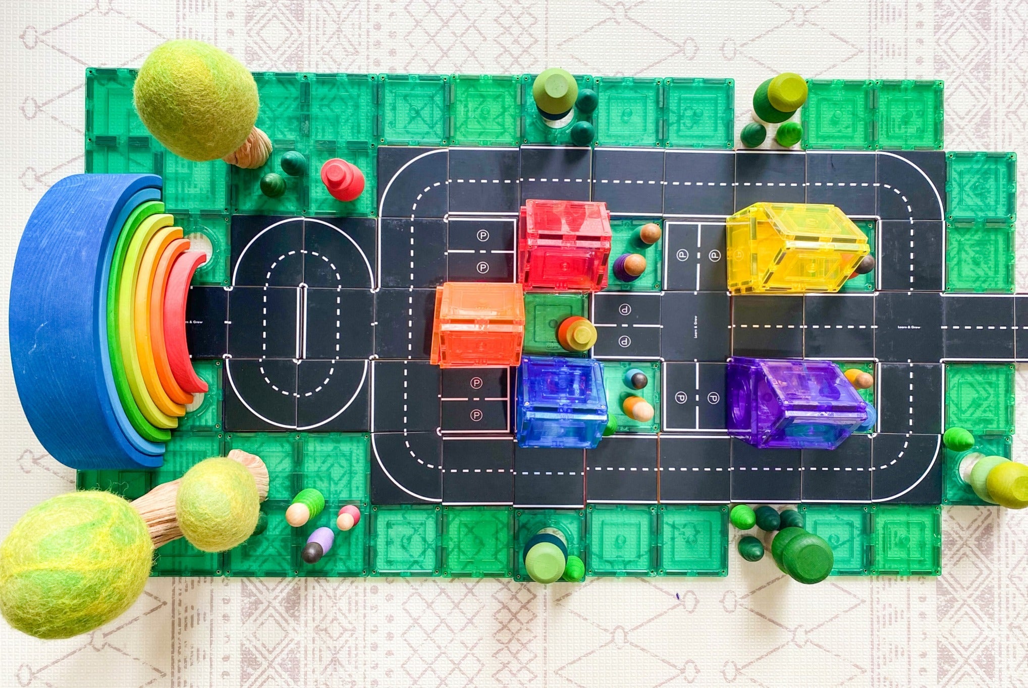 Learn & Grow Toys - Magnetic Tile Topper - Road Pack (40 Piece)